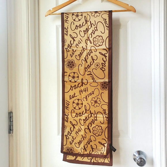 New!! Coach silk scarf - Picture 1 of 2